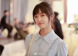 娱乐吃瓜沈月,娱乐圈的“吃瓜”小能手，揭秘明星幕后故事