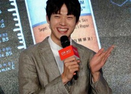 娱乐圈吃瓜第一线磕cp,当红明星甜蜜互动，CP感爆棚！