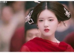 娱乐圈吃瓜赵露思是谁呀,娱乐圈新晋小花，吃瓜群众热议的焦点人物